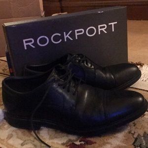 Men’s rockport black dress shoes